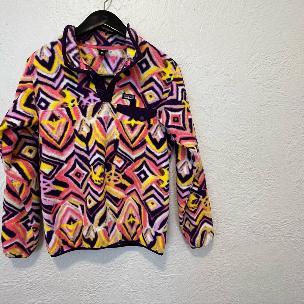 Patagonia Synchilla T-Snap Fleece Pullover Raven Tapestry Purple Girls XXL 16/18 - Picture 3 of 7